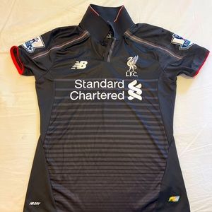 Like New Authentic New Balance 2015-16 Liverpool FC Women's Jersey, Size Small